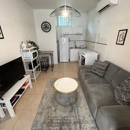 Charming 1 Bedroom Flat Centre Apartamento *