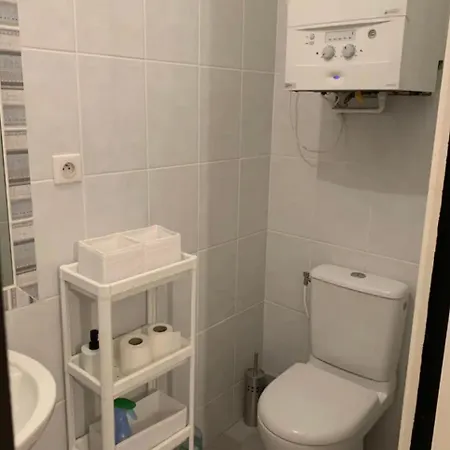 Charming 1 Bedroom Flat Centre Апартаменты *